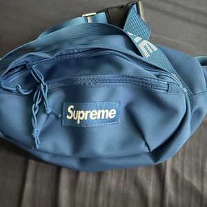 Supreme fanny pack